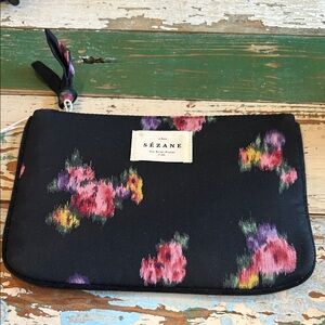 Sézane floral pouch NWT